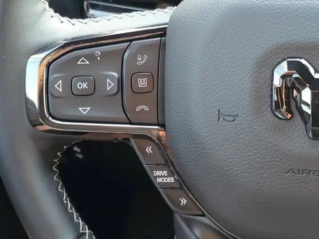 2026 Ram 1500 Limited Crew Cab 4x4 5'7" Box