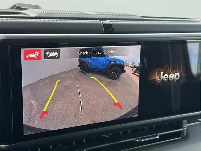 2026 Jeep Wrangler 4-Door Sahara 4x4