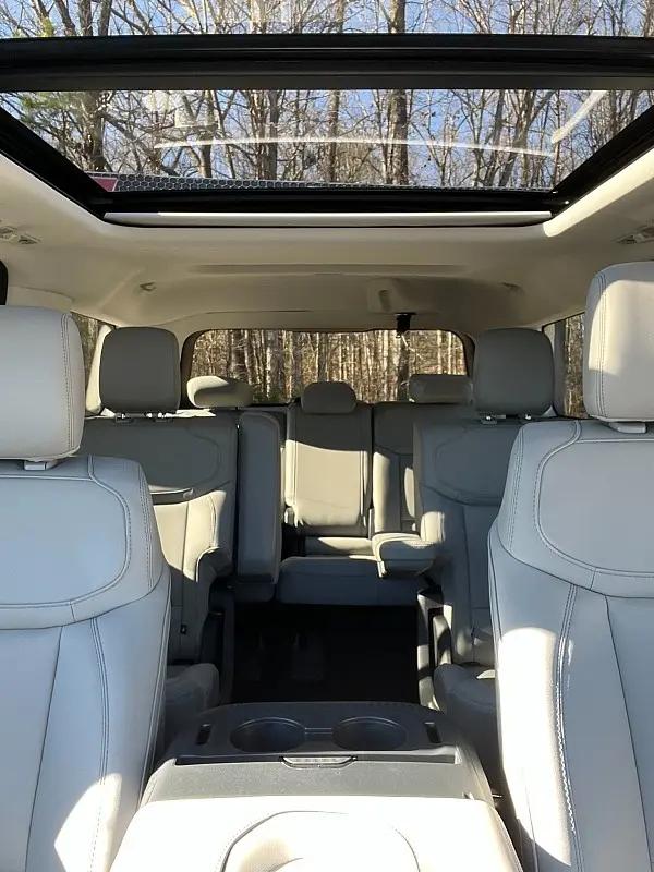 2026 Ford Expedition Active