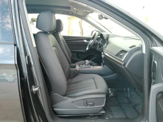 2025 Audi Q5 Premium 40 TFSI quattro S tronic