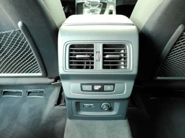 2025 Audi Q5 Premium 40 TFSI quattro S tronic