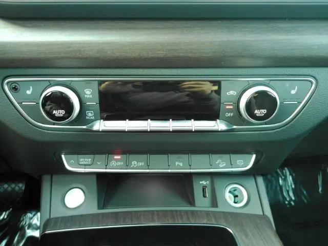 2025 Audi Q5 Premium 40 TFSI quattro S tronic