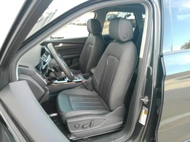2025 Audi Q5 Premium 40 TFSI quattro S tronic