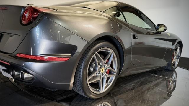 2017 Ferrari California T
