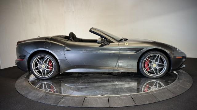 2017 Ferrari California T