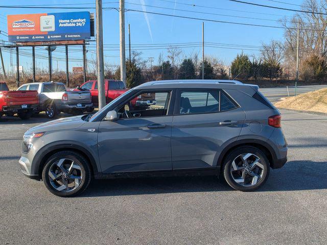 2023 Hyundai Venue SEL