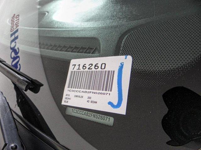 2015 Chrysler 200 Limited