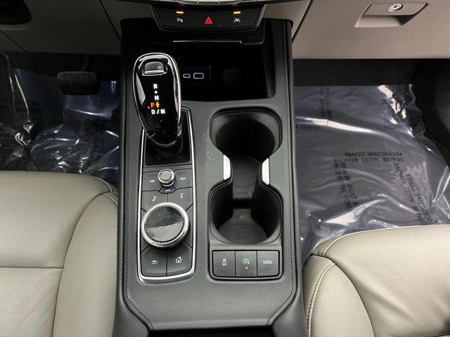 2023 Cadillac XT4 AWD Premium Luxury