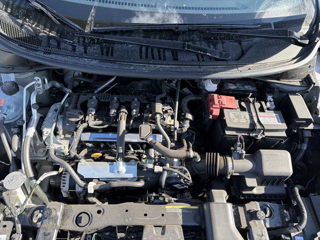 2025 Nissan Versa 1.6 SR
