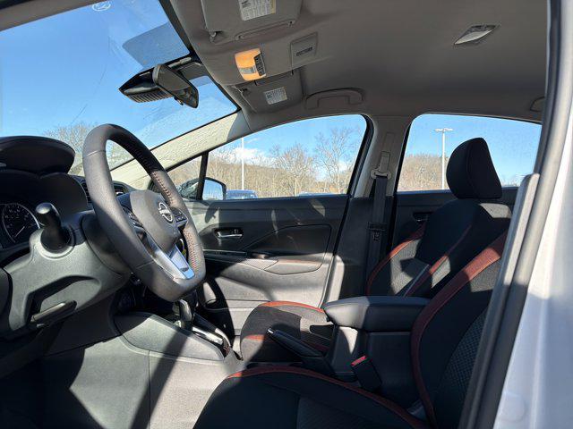 2025 Nissan Versa 1.6 SR
