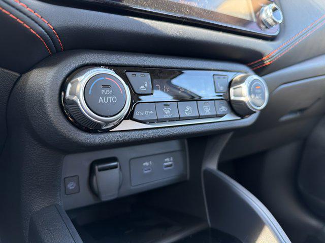 2025 Nissan Versa 1.6 SR