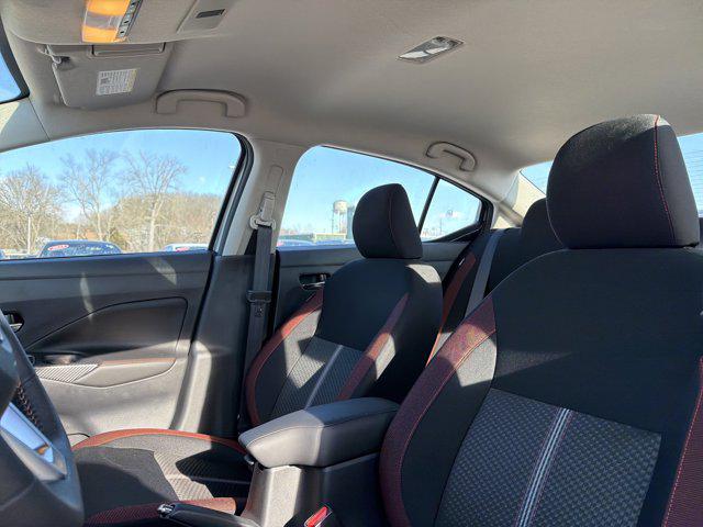 2025 Nissan Versa 1.6 SR