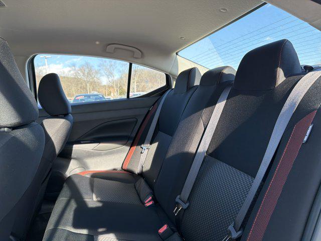 2025 Nissan Versa 1.6 SR