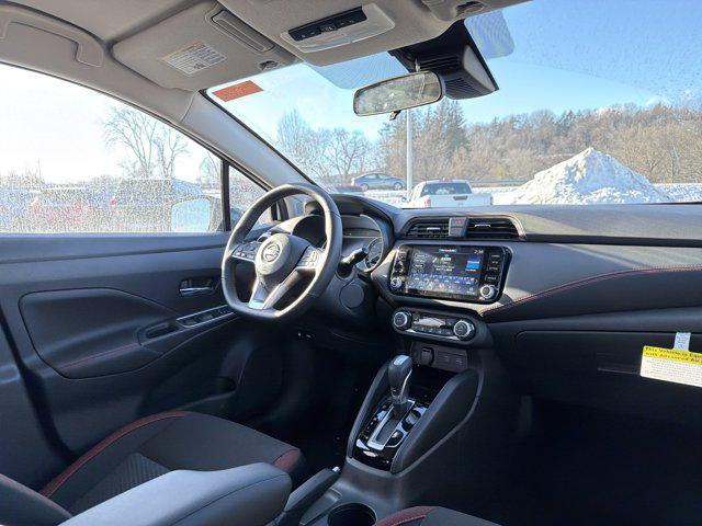 2025 Nissan Versa 1.6 SR