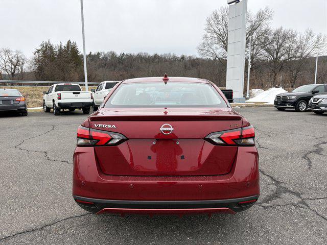 2025 Nissan Versa 1.6 SR
