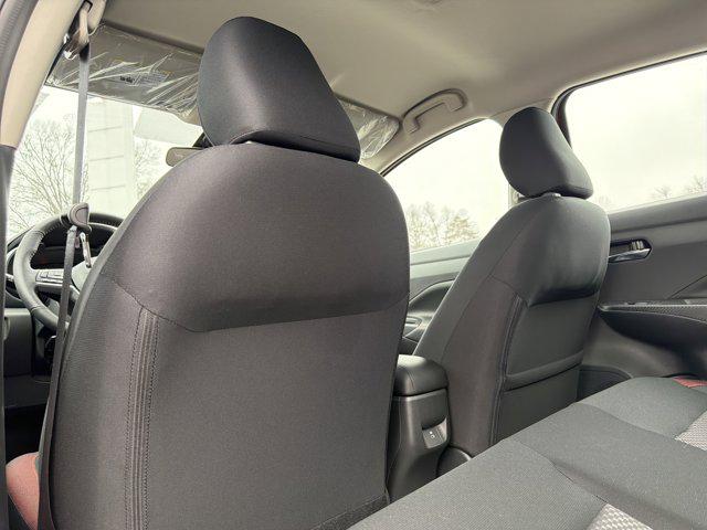 2025 Nissan Versa 1.6 SR