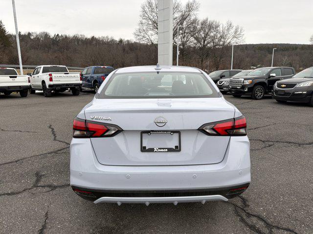 2025 Nissan Versa 1.6 SV