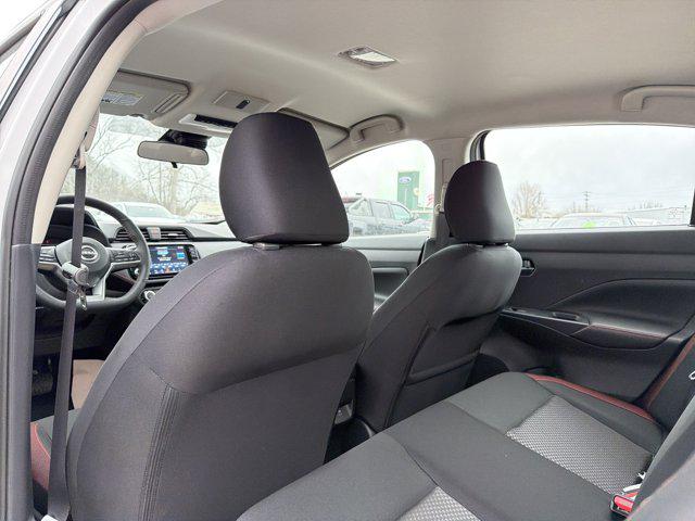 2025 Nissan Versa 1.6 SR