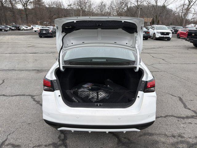 2025 Nissan Versa 1.6 SR