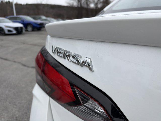 2025 Nissan Versa 1.6 SR