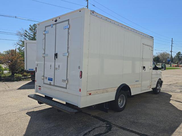 2025 Chevrolet Express Cutaway Work Van
