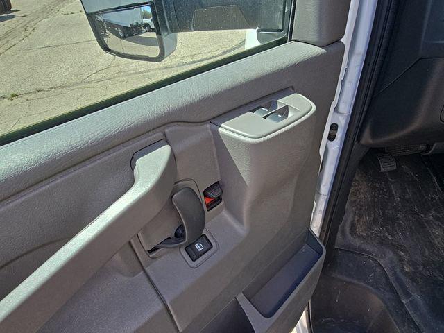 2025 Chevrolet Express Cutaway Work Van