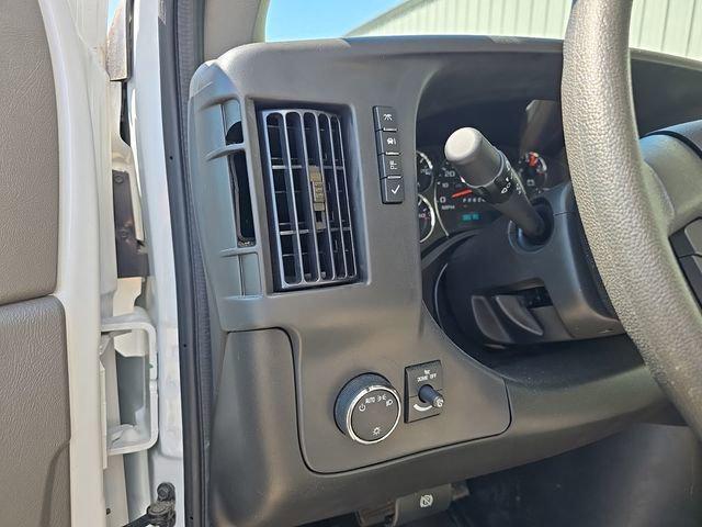 2025 Chevrolet Express Cutaway Work Van