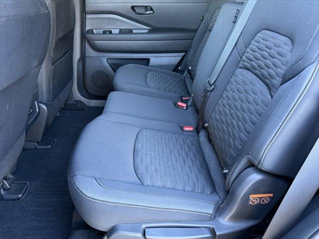 2023 Nissan Pathfinder S 4WD