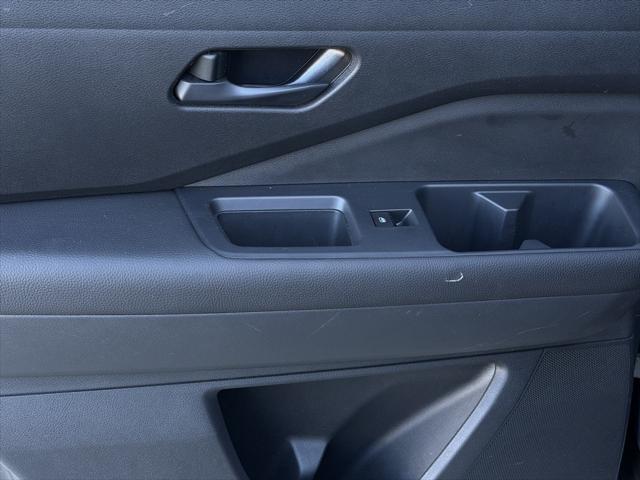 2023 Nissan Pathfinder S 4WD