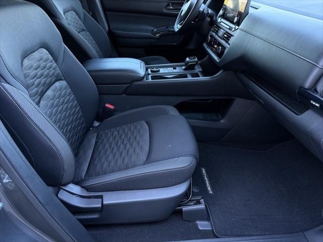 2023 Nissan Pathfinder S 4WD