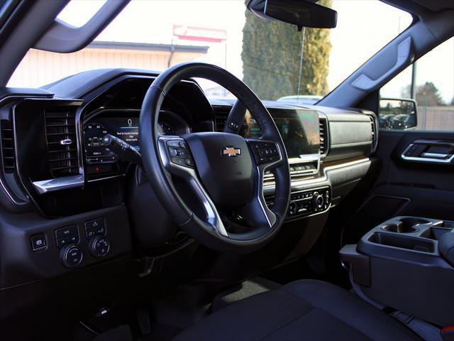 2025 Chevrolet Silverado 1500 4WD LT