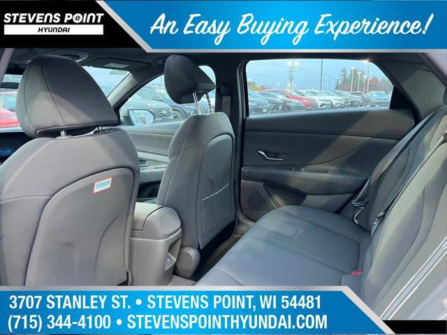2025 Hyundai Elantra SEL Convenience