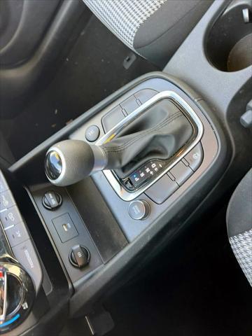 2023 Hyundai Kona SE