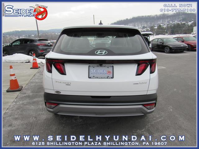 2026 Hyundai Tucson Hybrid Blue SE