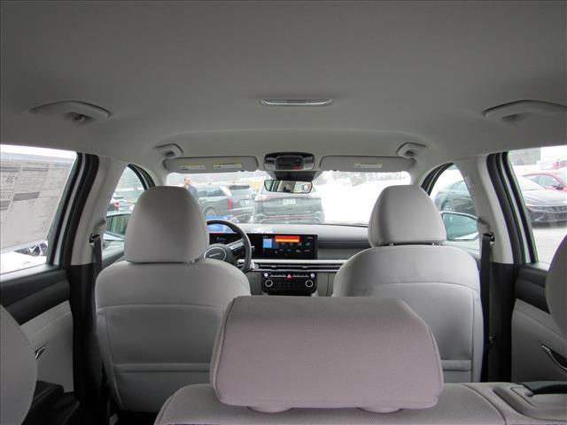 2026 Hyundai Tucson Hybrid Blue SE