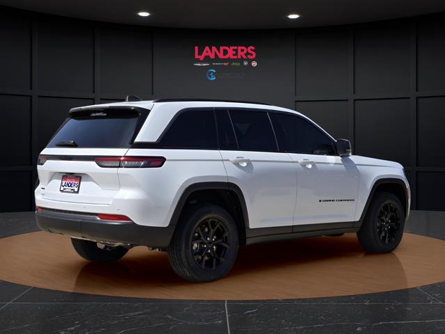 2026 Jeep Grand Cherokee GRAND CHEROKEE LAREDO ALTITUDE 4X4