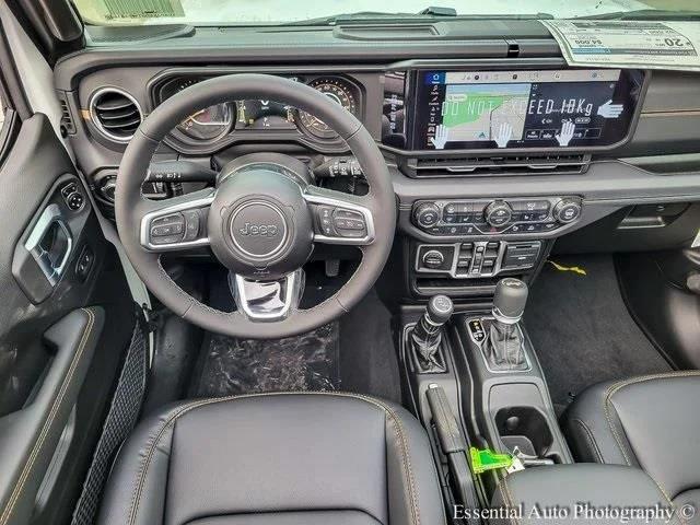 2026 Jeep Wrangler 4-Door Sahara 4x4