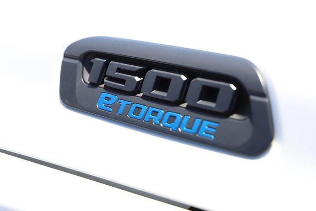2026 RAM Ram 1500 RAM 1500 TRADESMAN CREW CAB 4X4 57 BOX