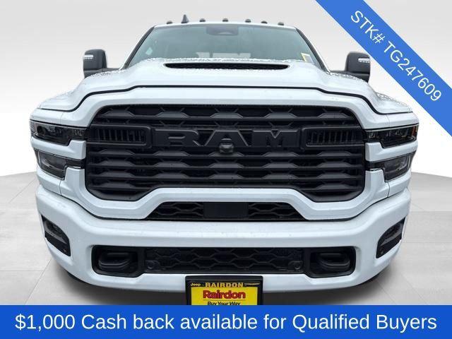 2026 RAM Ram 2500 RAM 2500 BLACK EXPRESS CREW CAB 4X4 64 BOX