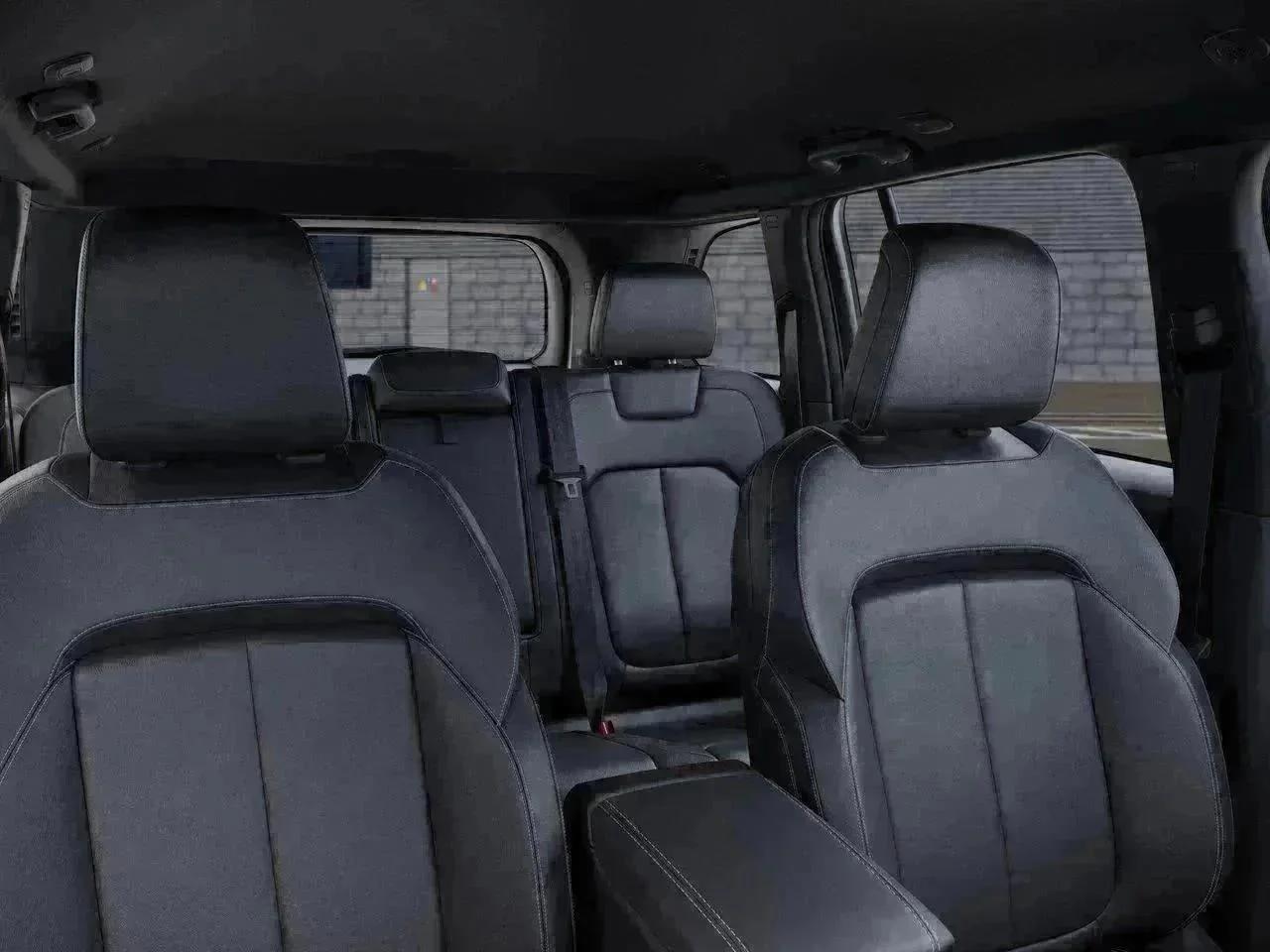 New 2026 Silver Zynith Exterior Paint Jeep Limited image 26