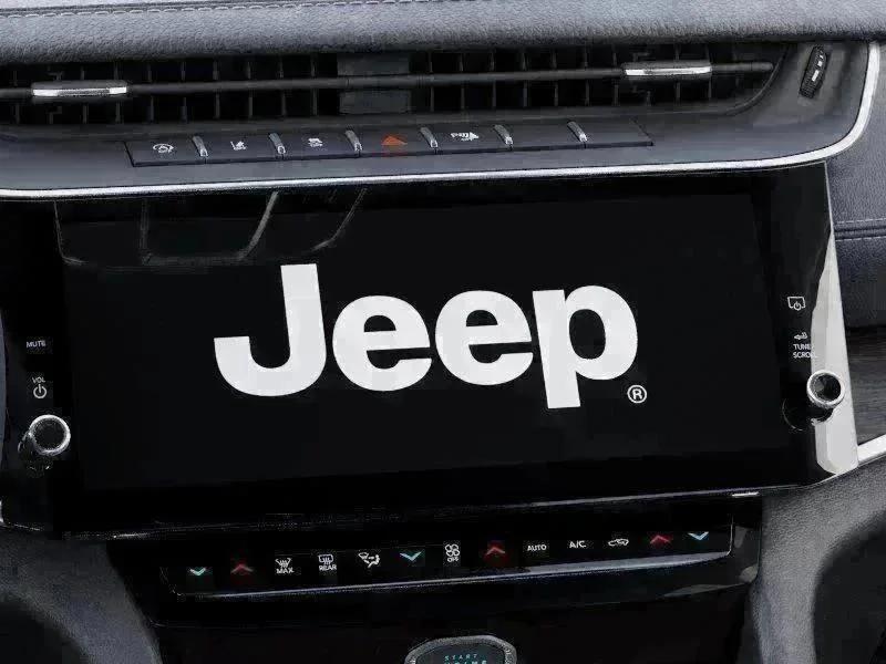 New 2026 Diamond Black Crystal Pearl-Coat Exterior Paint Jeep Limited image 44