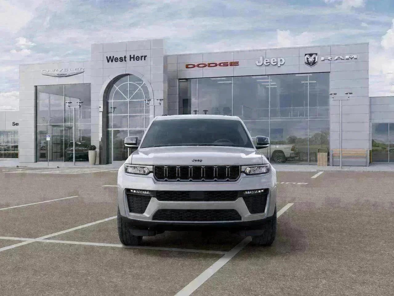 New 2026 Silver Zynith Exterior Paint Jeep Limited image 32