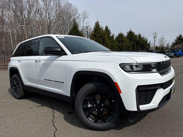 2026 Jeep Grand Cherokee GRAND CHEROKEE LAREDO ALTITUDE 4X4