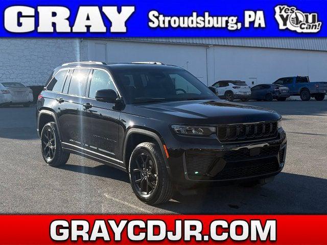 2026 Jeep Grand Cherokee GRAND CHEROKEE LAREDO ALTITUDE 4X4