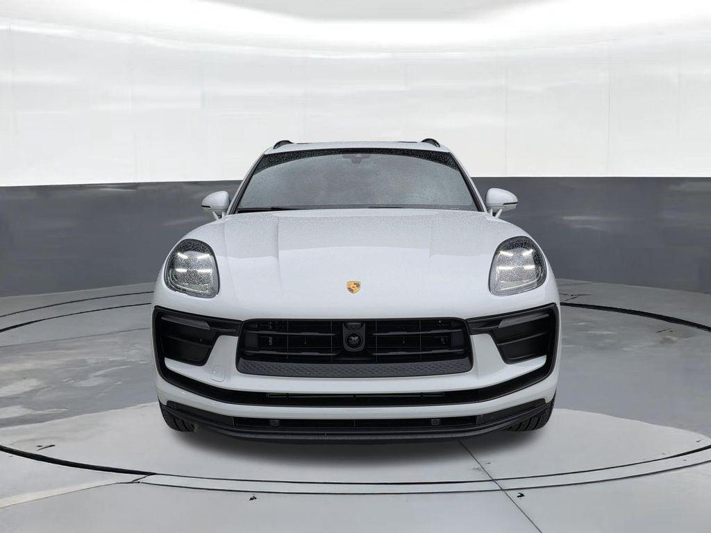 2026 Porsche Macan Base - Photo 11