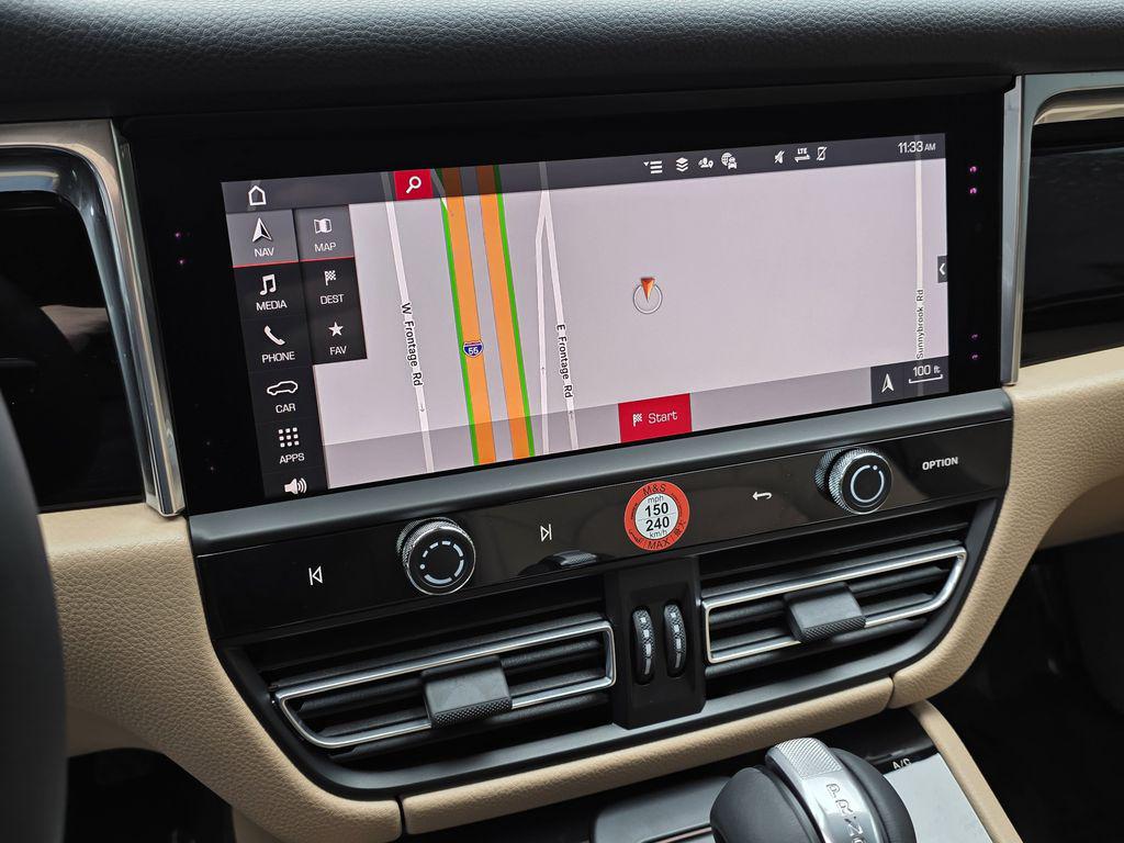 2026 Porsche Macan Base - Photo 13