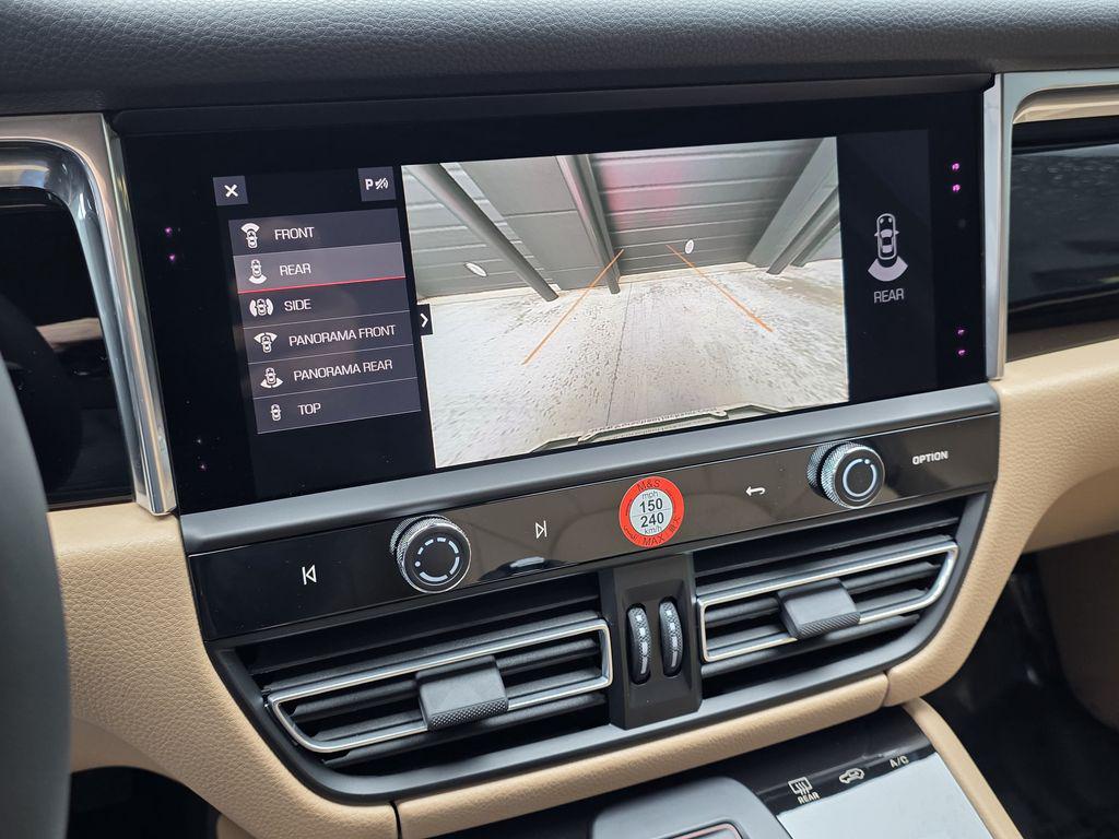 2026 Porsche Macan Base - Photo 14