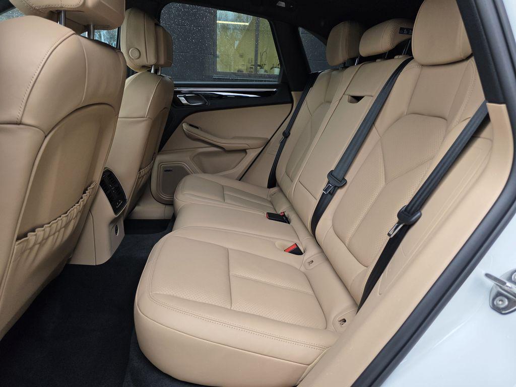 2026 Porsche Macan Base - Photo 19