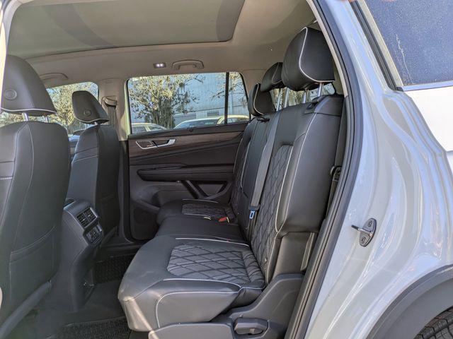 2026 Volkswagen Atlas SEL Premium R-Line