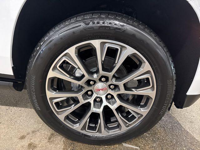 2026 GMC Yukon 4WD Denali